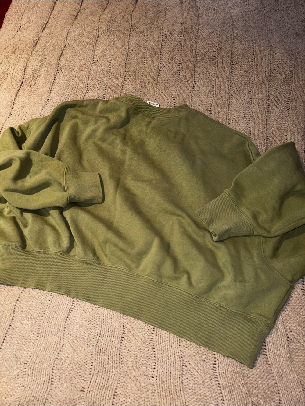 Nike Olive Green Crewneck Cropped Sweatshirt Boxy Fit Size Medium - Picture 6 of 6